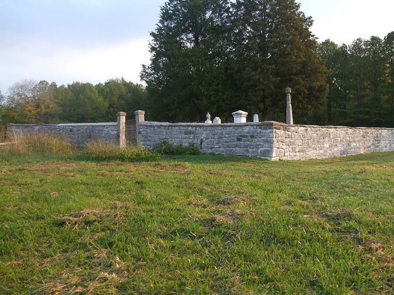 Cemetery-Rock Castle (Hendersonville TN).jpg