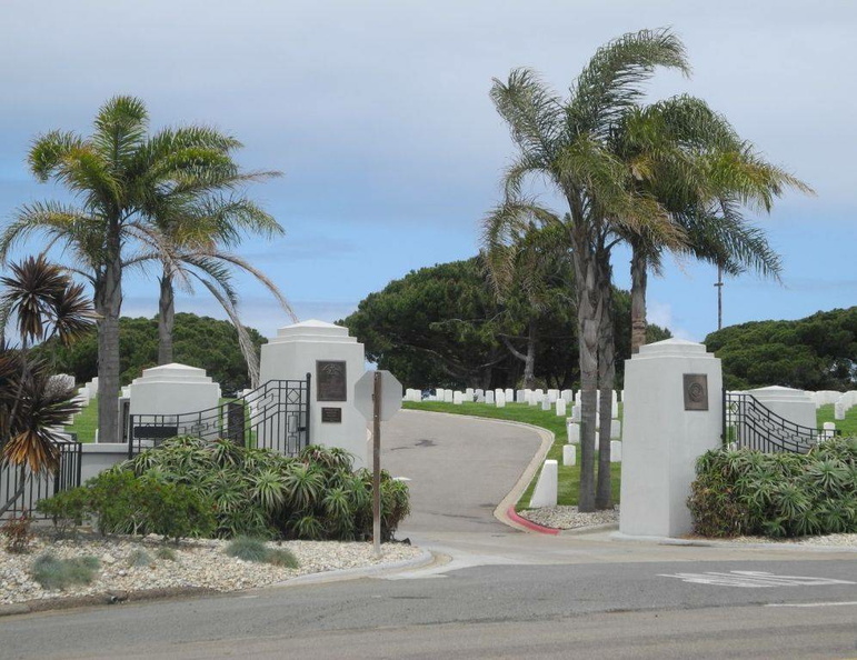 Cemetery-Fort Rosecrans National (San Diego CA).jpg