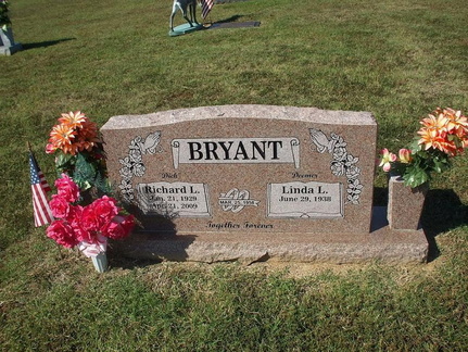 Grave-BRYANT Linda and Richard