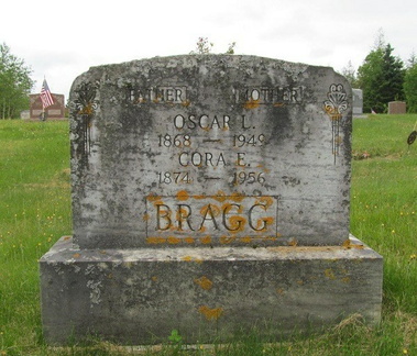 Grave-BRAGG Cora and Oscar