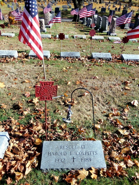 Grave-COLPITTS Harold L.jpg