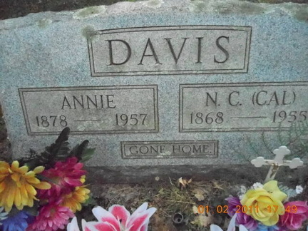 Grave-DAVIS Annie and Cal