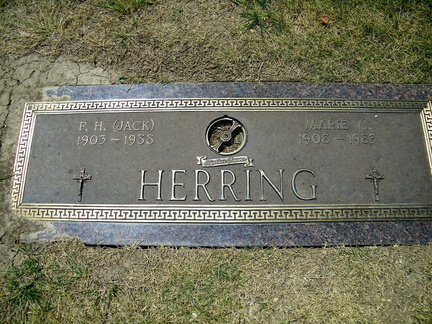 Grave-HERRING Marie and FH