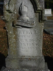 Grave-HOOD Martha L