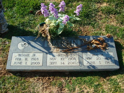 Grave-MARTIN Bennie Jr