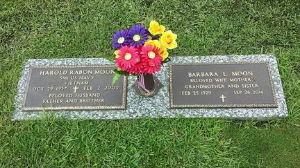Grave-MOON Barbara and Harold
