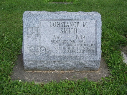 Grave-SMITH Constance Maureen Connie 