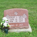 Grave-SMITH Margaret and Robert