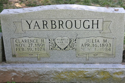 Grave-YARBROUGH Julia and Clarence