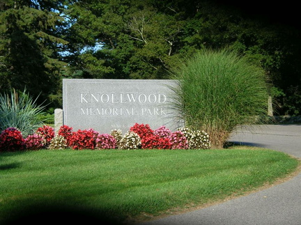 Cemetery-Knollwood Memorial (Canton MA)