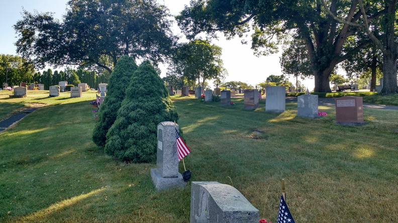 Cemetery-Highland (Norwood MA).jpg