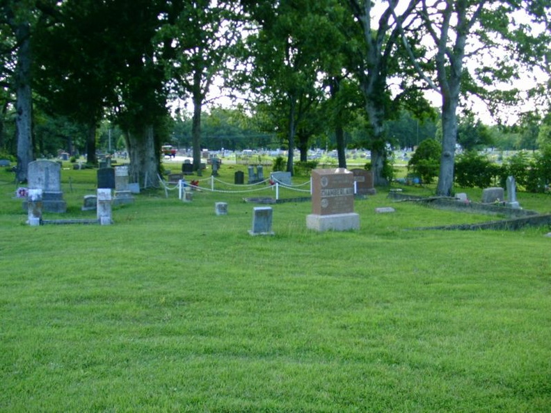 Cemetery-Park Hills Knights of Pythias (MO).jpg