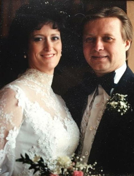 Wedding-STEIDLE Sharon and Ken 19860118.jpg