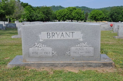 Grave-BRYANT Alma and TO