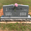 Grave-STRICKLIN Loretta and Ira