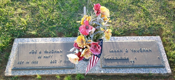 Grave-VAUGHAN Sarah and Joe