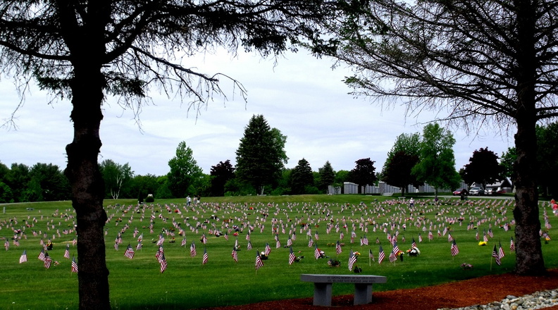 Cemetery-Maine Veterans (Augusta).jpg