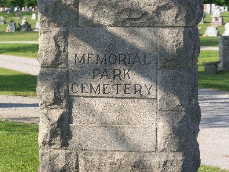 Cemetery-Memorial Park (Staunton IL).jpg