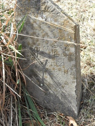 Grave-KEY Louis P.jpg