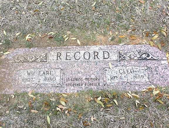 Grave-RECORD William and Cleo.jpg