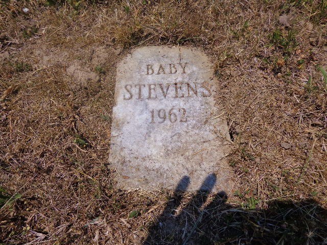 Grave-STEVENS Baby.jpg