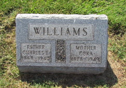 Grave-WIILIAMS Cora and Charles.jpg
