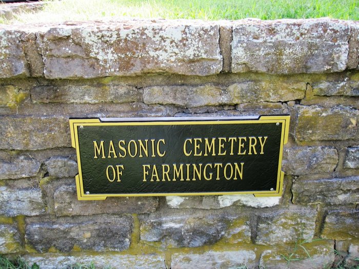 Cemetery-Farmington Masonic (MO).jpg