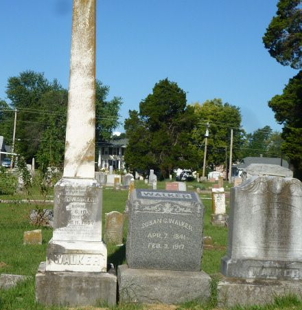 Grave-WALKER Susan and Judge Laken.png